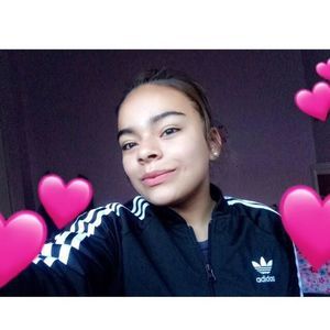 Meet your Posher, Leslie