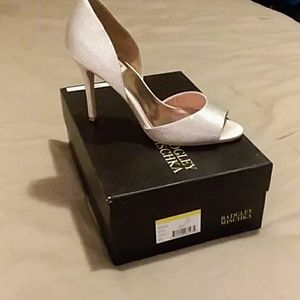 Bridal shoes