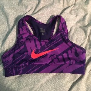 nike pro sports bra