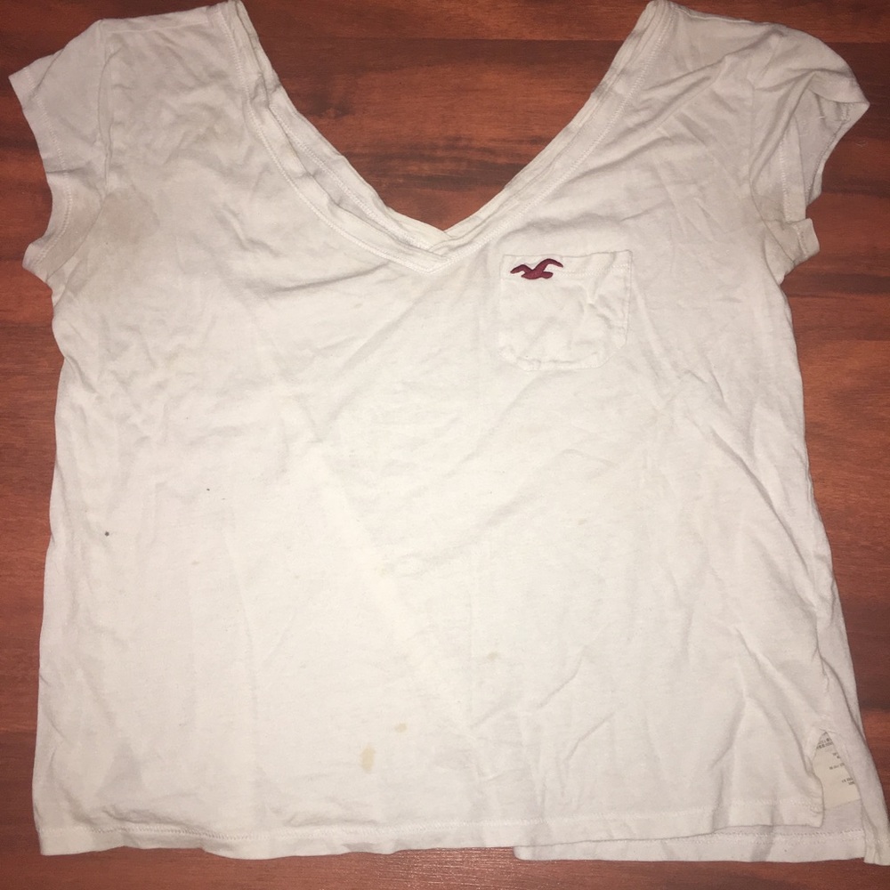 White t-shirt