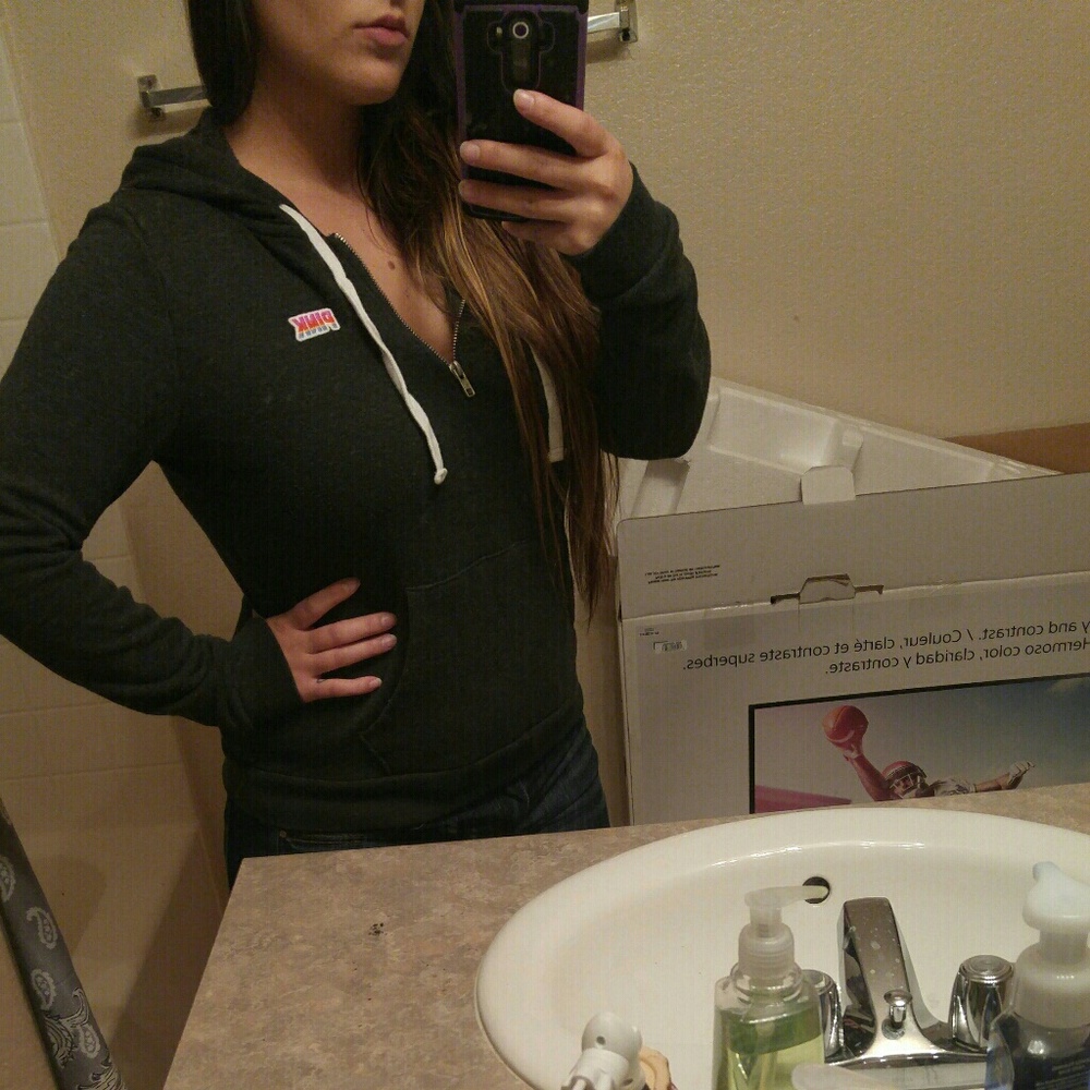 **SOLD**Vs PINK half zip hoodie