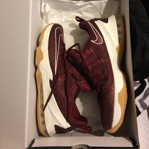 Brand new Lebron Xlll low tops.