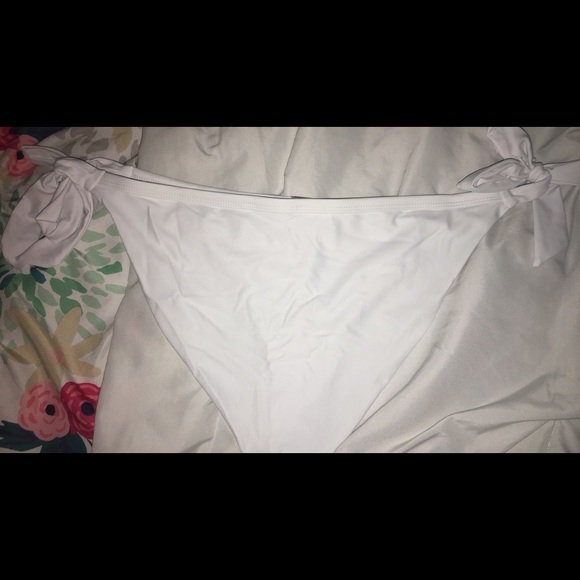 Bikini bottom - Picture 3 of 3