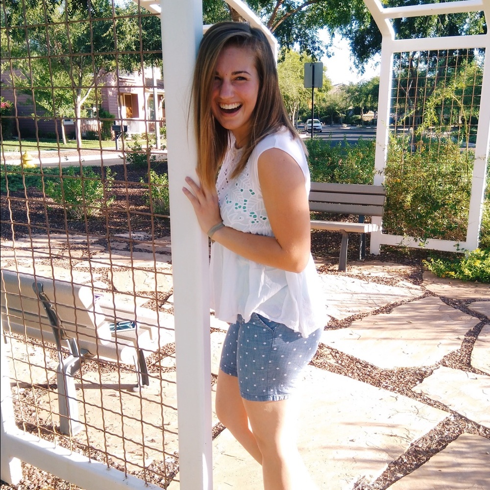 Flowy White Top