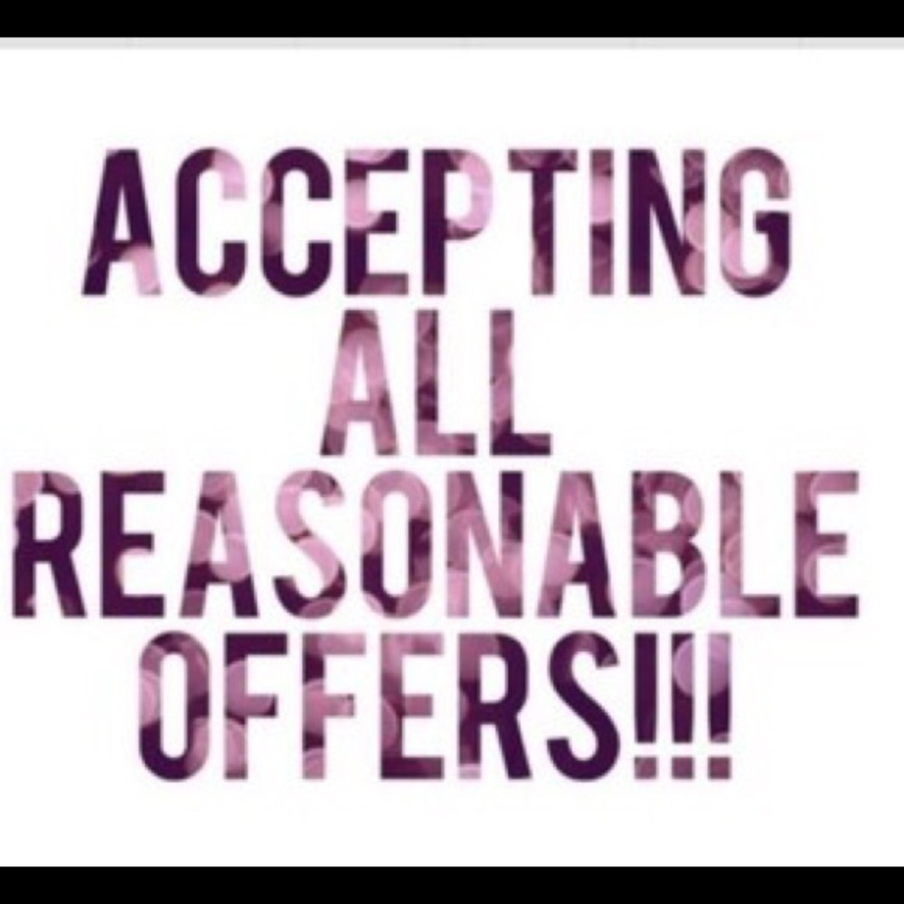 MAKE 🎉ME🦋 AN‼️ OFFER 💞🍀🎉