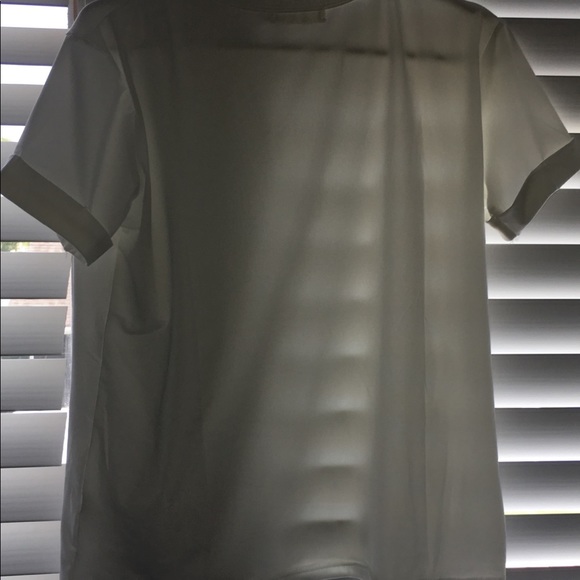 Rolled white cotton tshirt - Picture 3 of 3