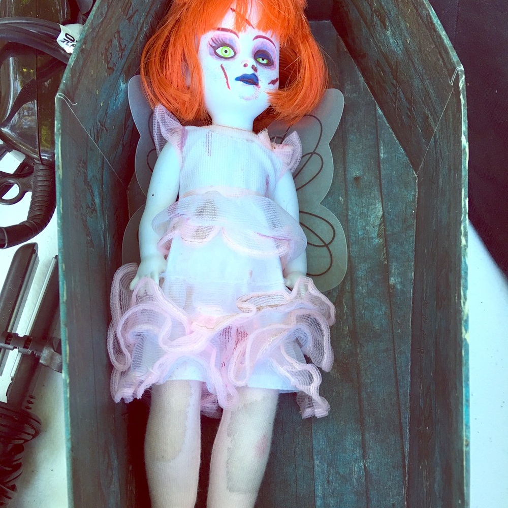 Living Dead doll