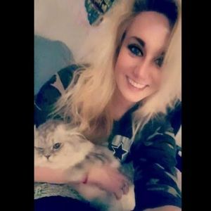 Meet your Posher, Kayci