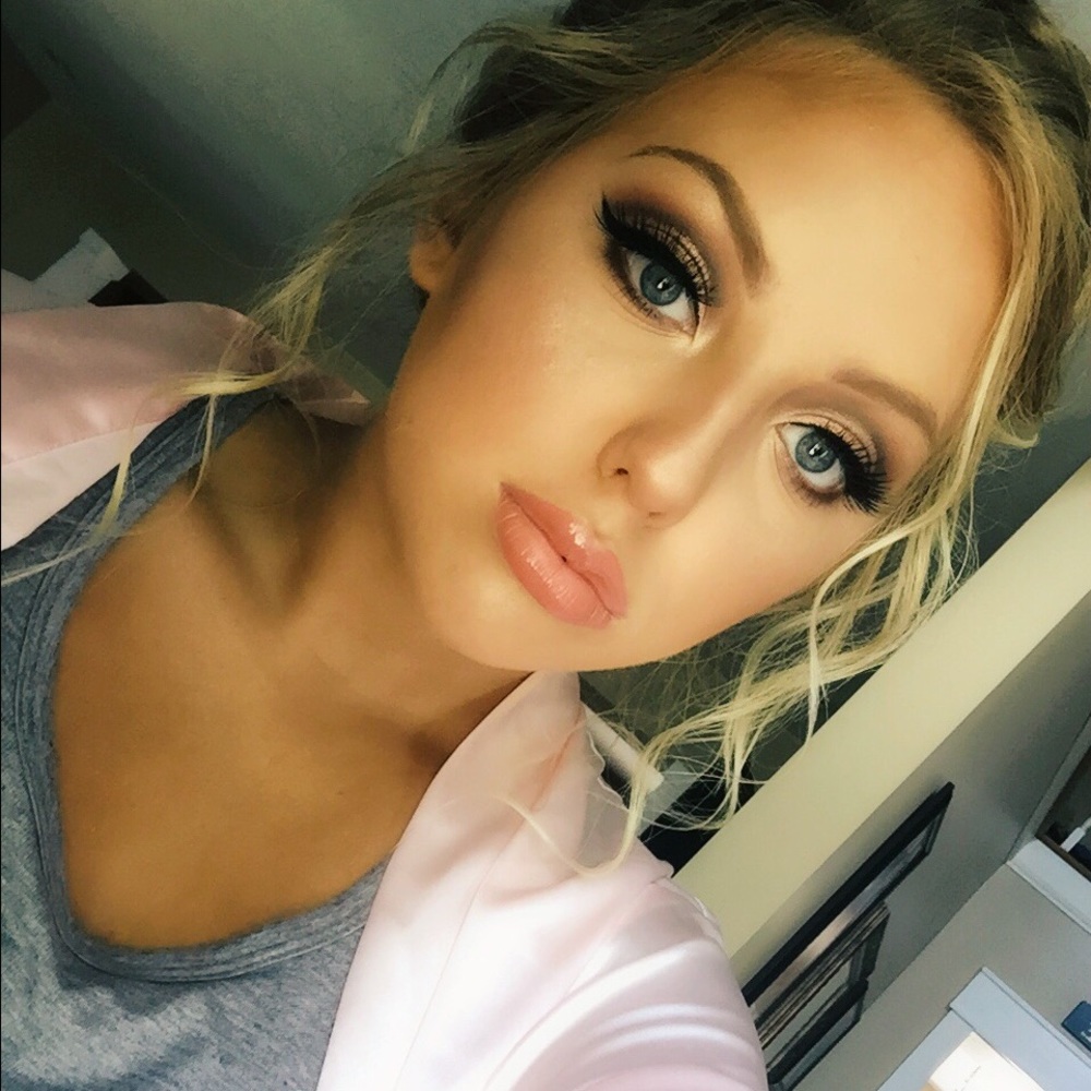 Meet your Posher, Maribeth