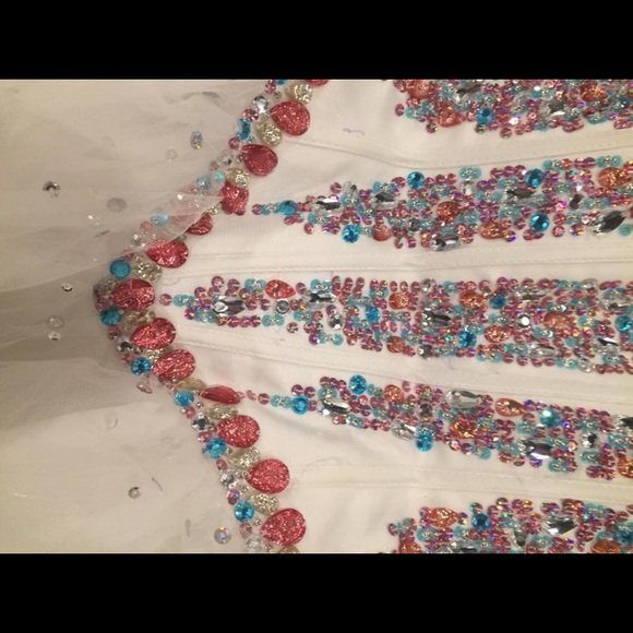 Homecoming/Prom dress - Picture 2 of 5