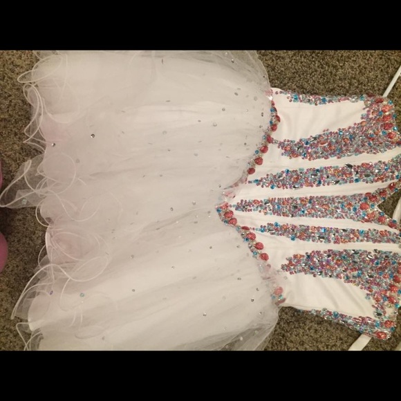 Homecoming/Prom dress - Picture 4 of 5