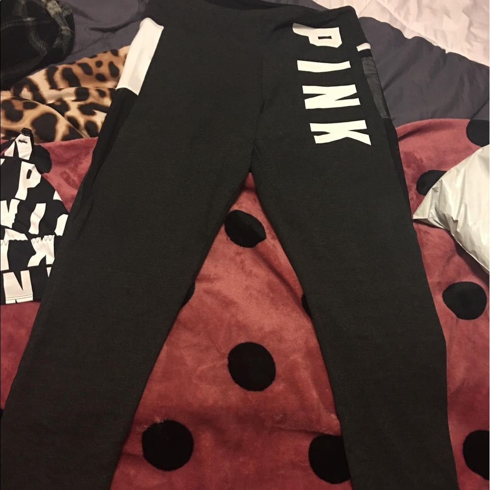Victoria's Secret Pink leggings & pink logo top