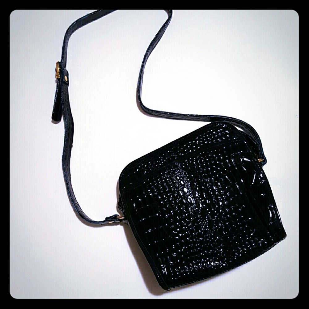 Navy mini shoulder bag