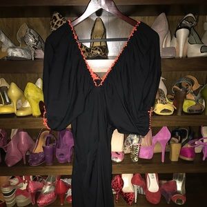 Such a flattering dress! Designer perfect!