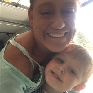 Meet your Posher, Alicia