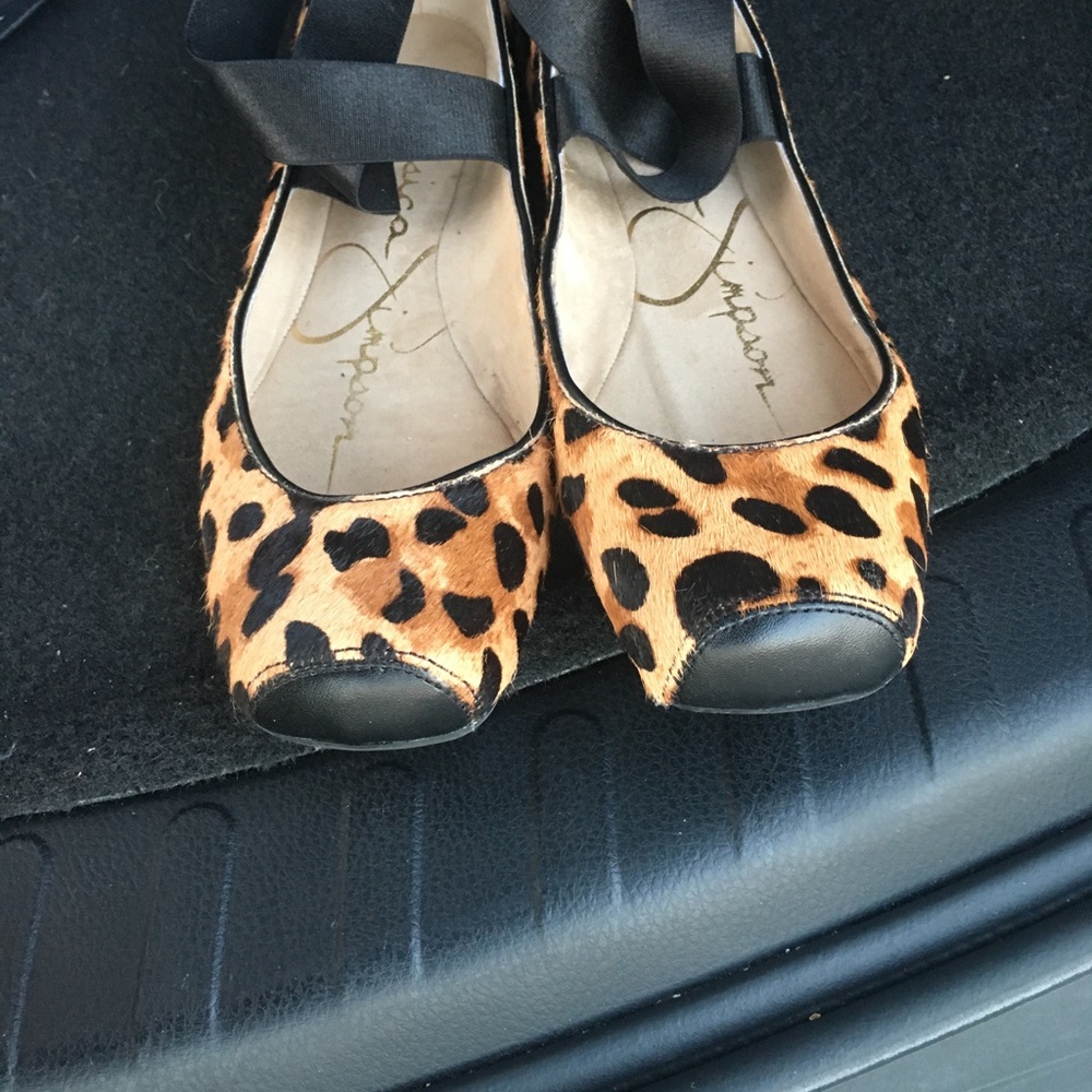 Classy, Chic Ballet Flats! Perfect Condition!