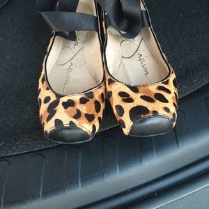 Classy, Chic Ballet Flats! Perfect Condition!