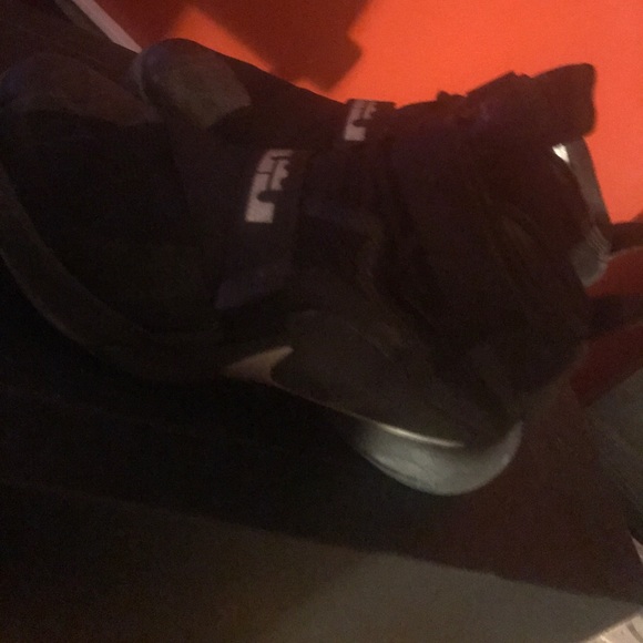 Lebron soldier 9 “Blackout” - Picture 3 of 4
