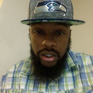 Meet your Posher, Devin