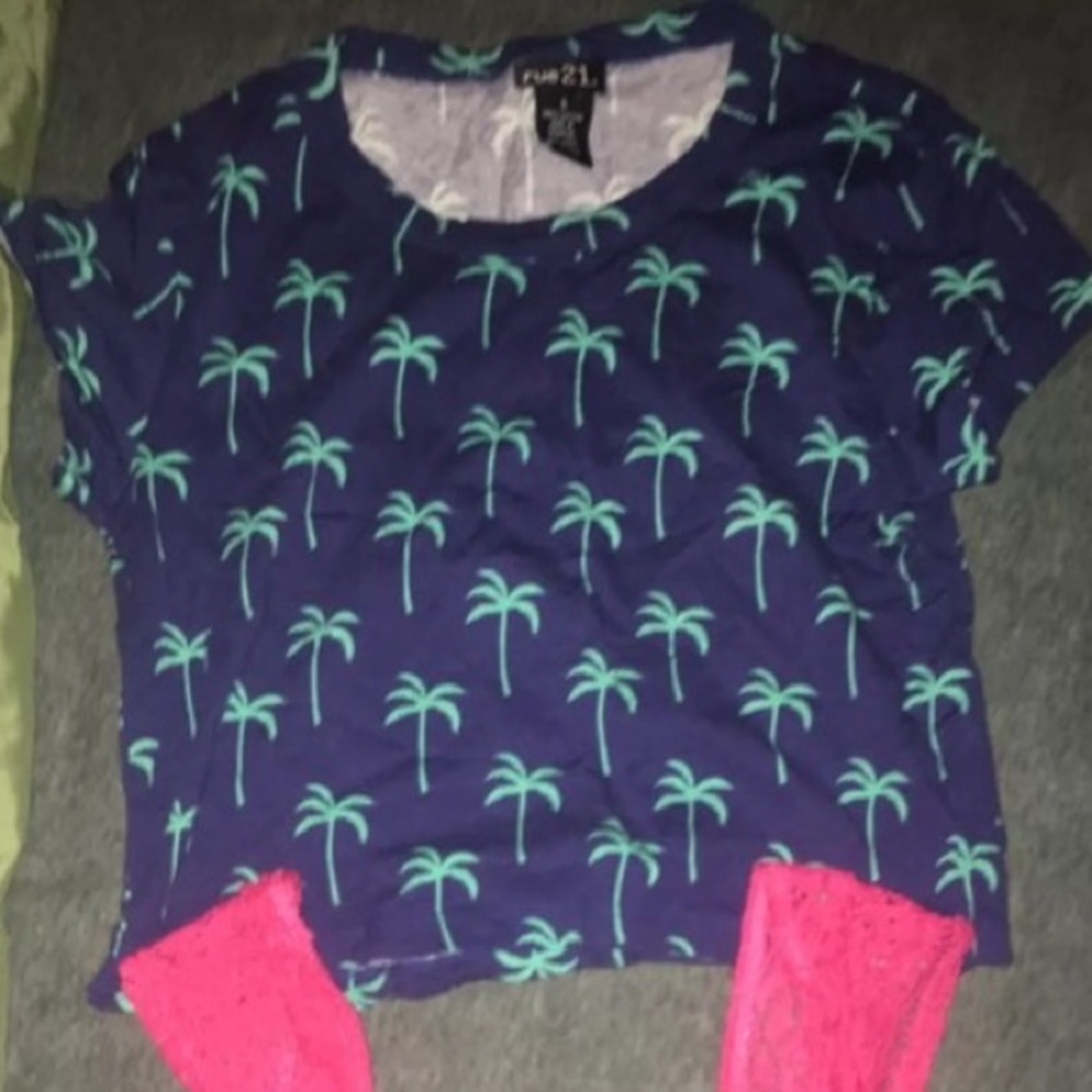 Crop top