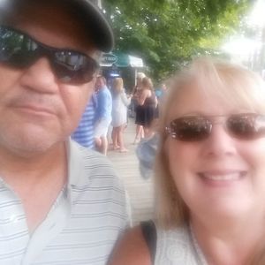 Meet your Posher, Sandy