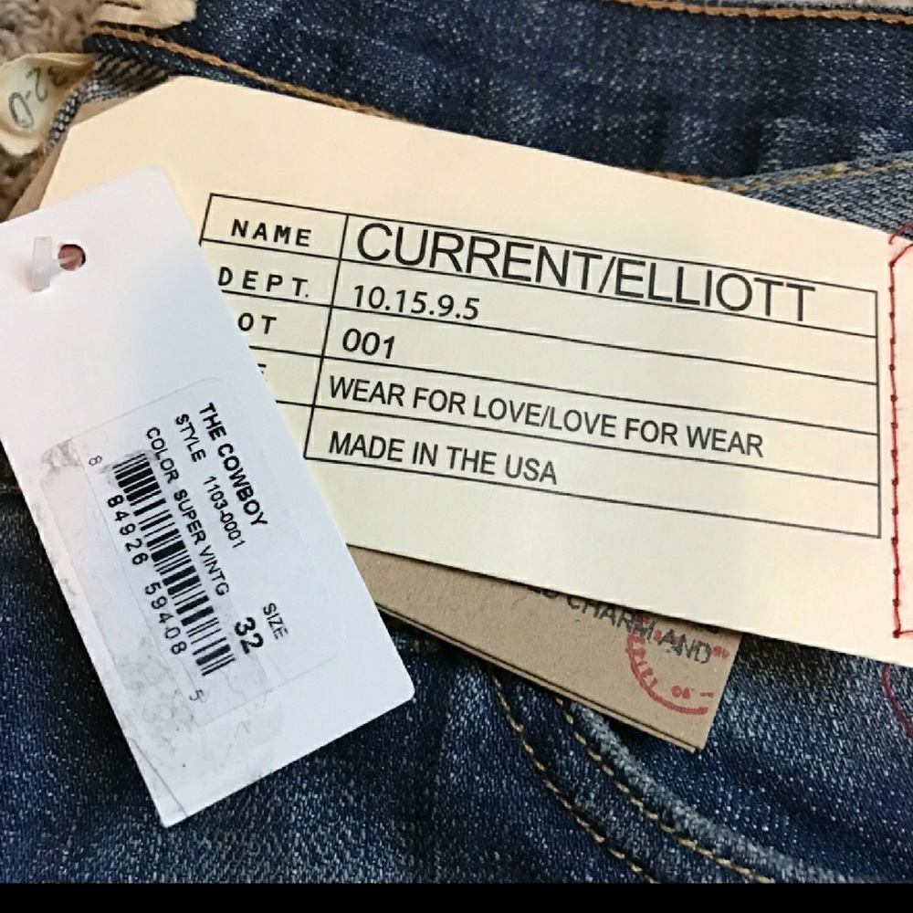 Current Elliot NWT DISTRESSED JEANS