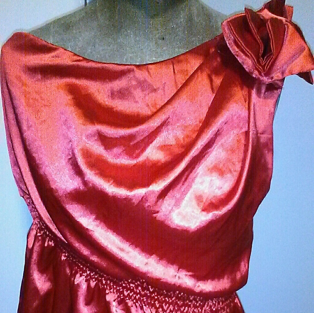 Red half top with bow