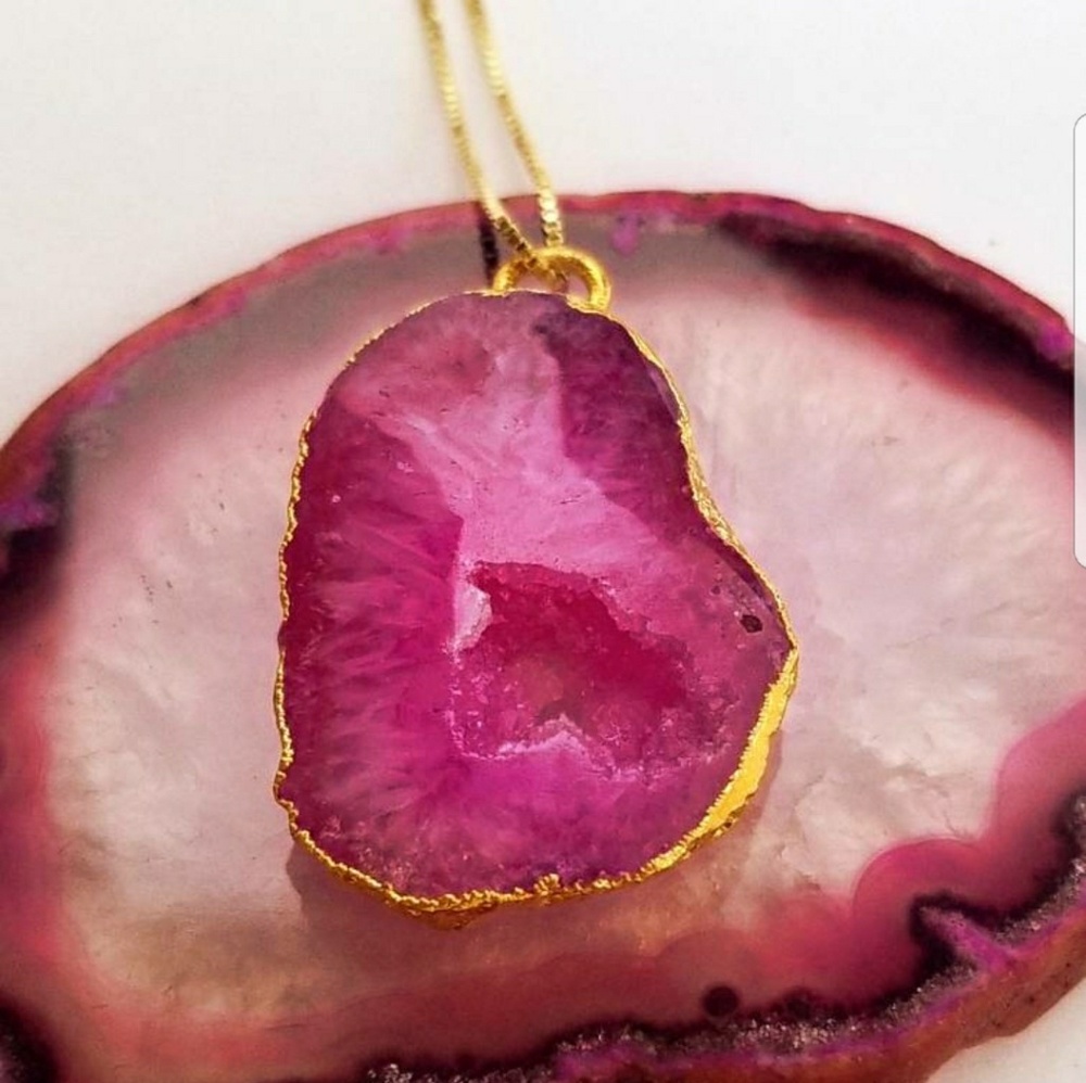 Pink Geode Pendant Necklace. 925 Vermeil Chain