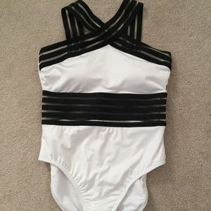 Woman's KennithCole bathing suit