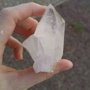 Thick Powerful Quartz point