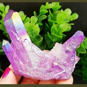 Lavender Quartz Aura Crystal - healing crystal