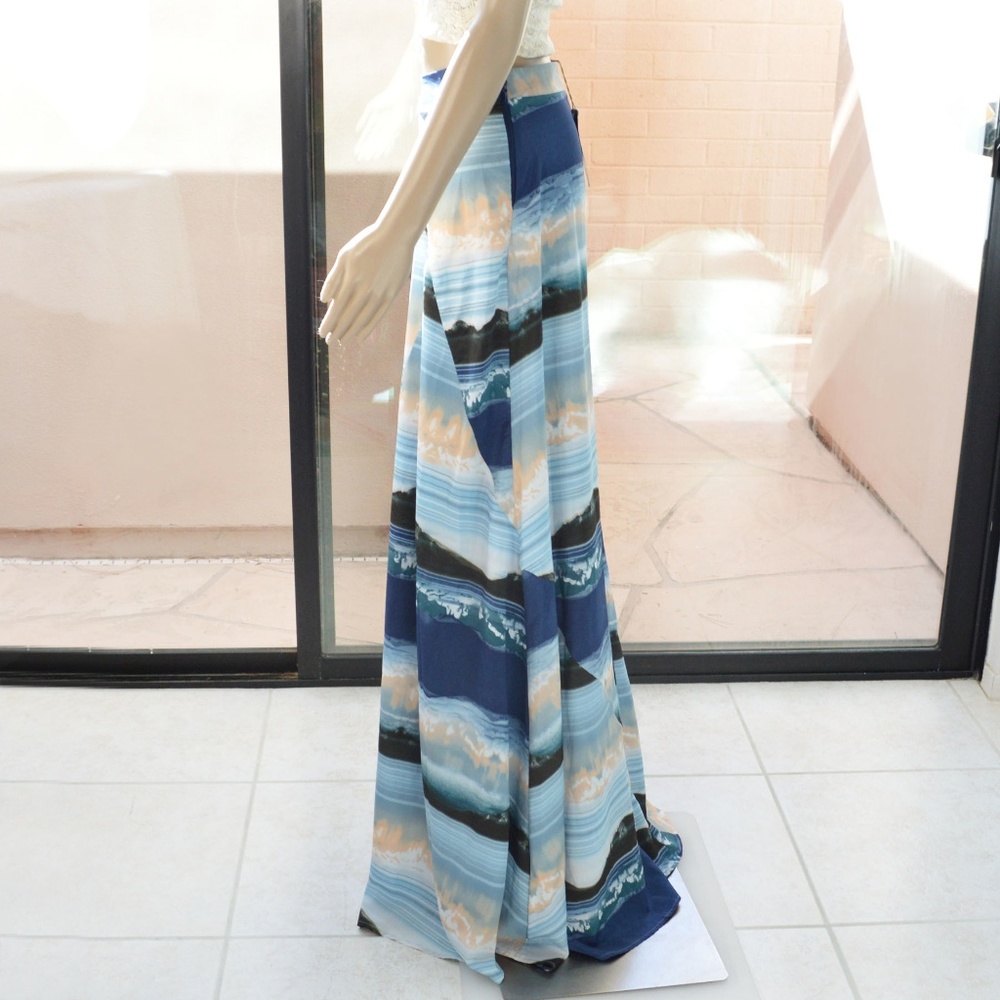 SHOW ME YOUR MUMU Muuntains Princess Di Maxi Skirt - Picture 5 of 8