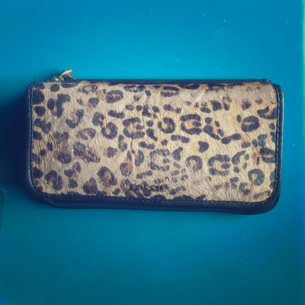 Fossil wallet