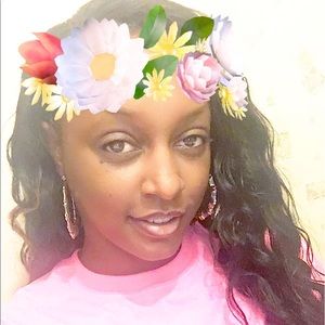 Meet your Posher, Monique