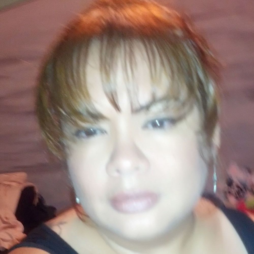 Meet your Posher, Claudia