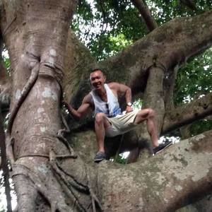 Meet your Posher, Aaron