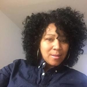 Meet your Posher, Naima