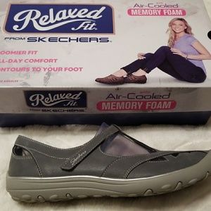 Skechers shoes
