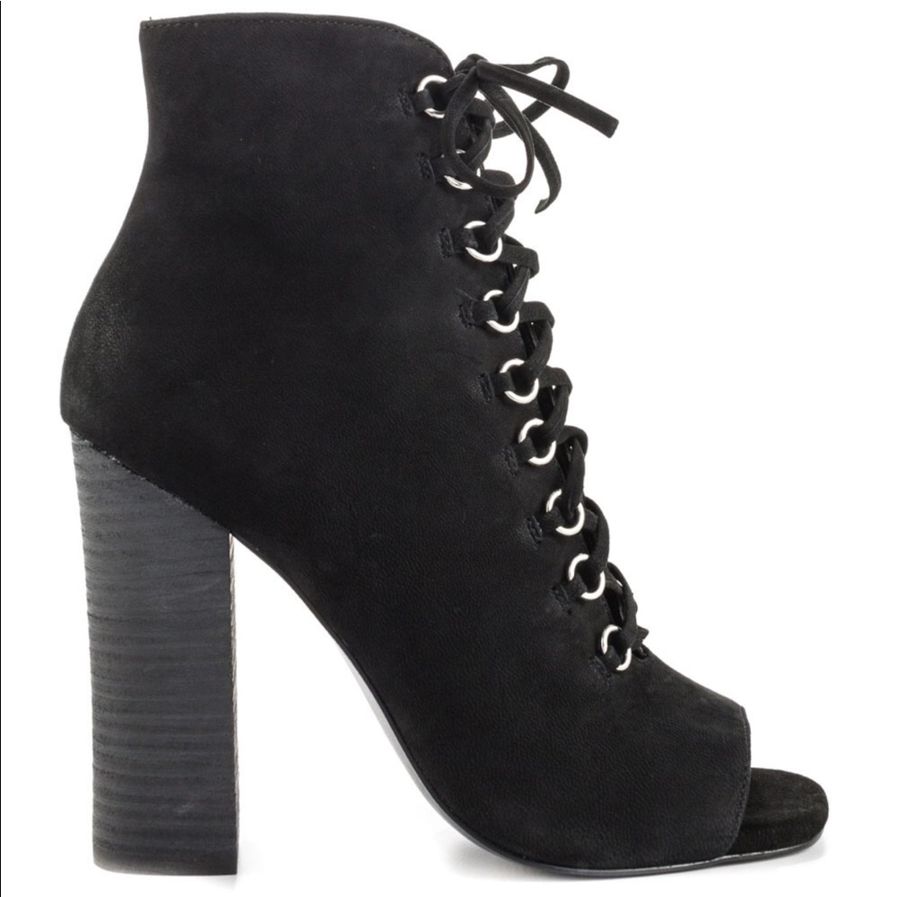 Black Lace Up Booties 7 Steve Madden - Picture 4 of 7