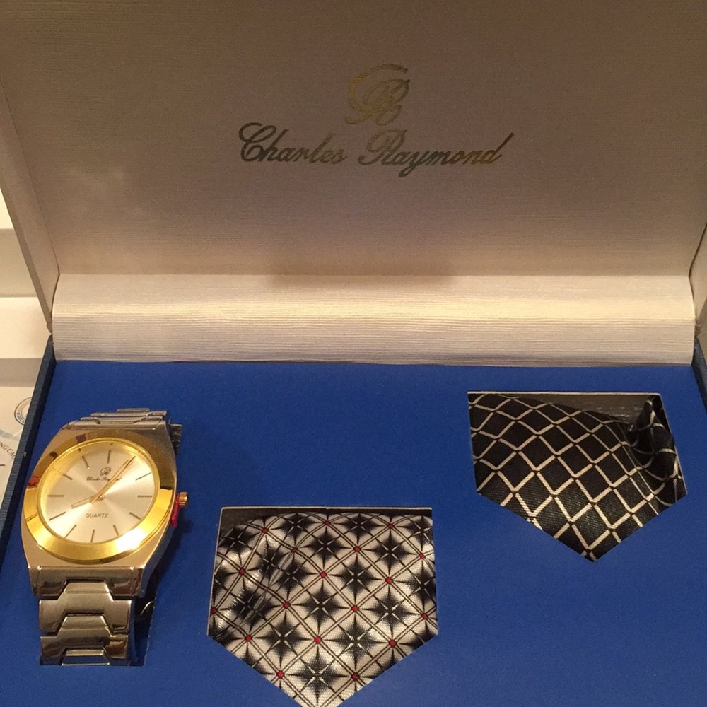 Ashley princess watch set with tie