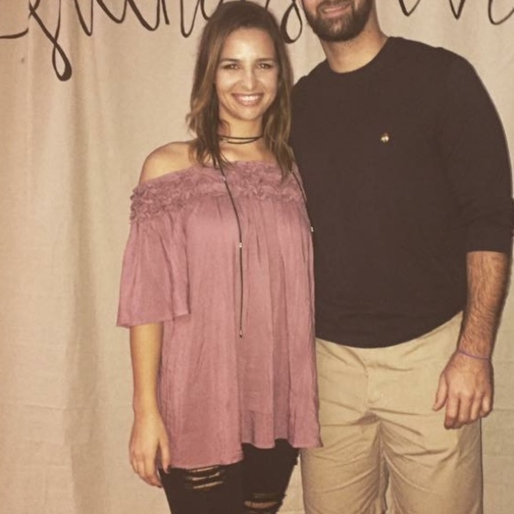 *SOLD* Off shoulder blouse