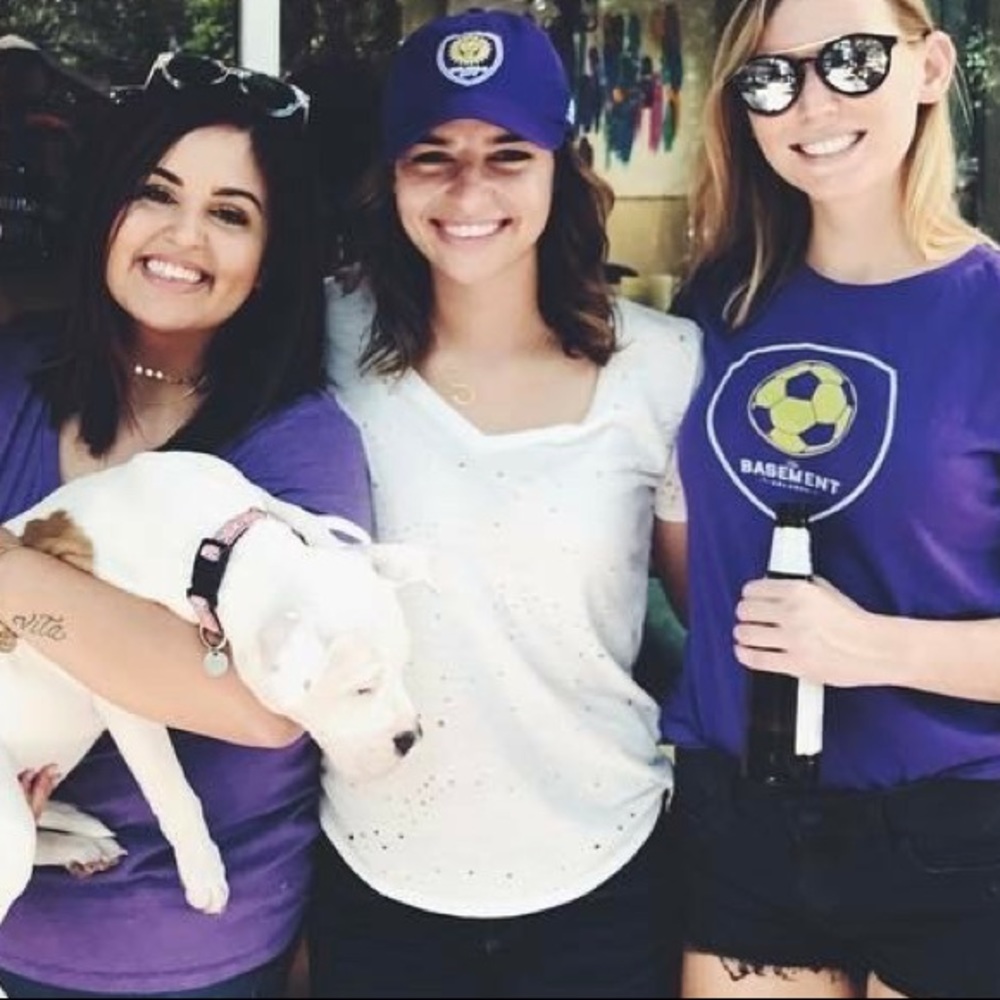 White v neck with distressed detail