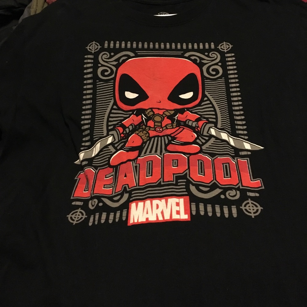 Marvel Collectors Corp Deadpool Shirt