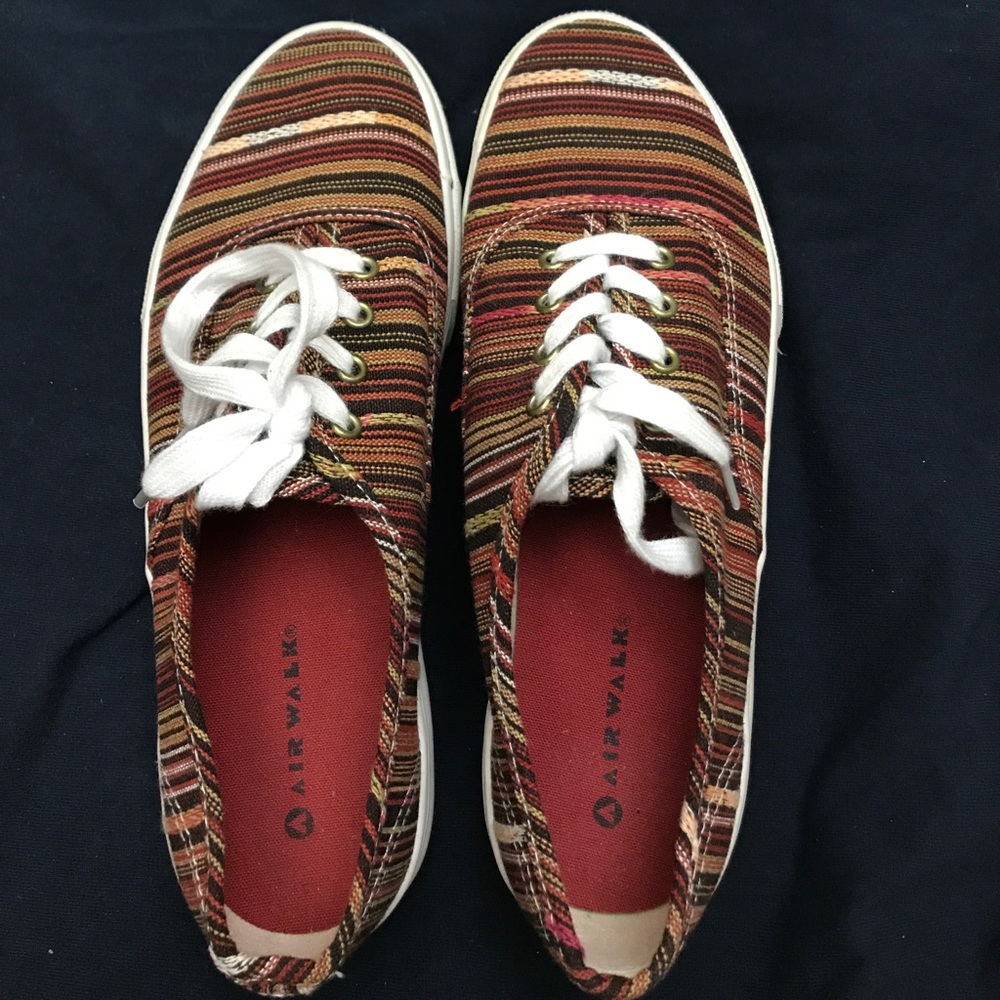Air walk lady shoes