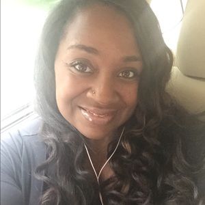 Meet your Posher, Zaneta