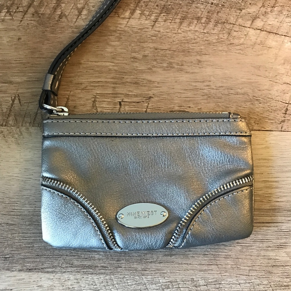 Nine West Wristlet
