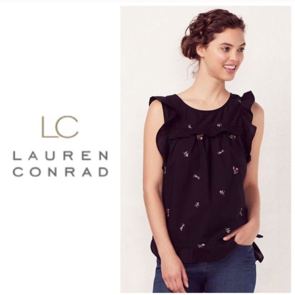 LC Embroidered Rose Ruffle Top BNWOT