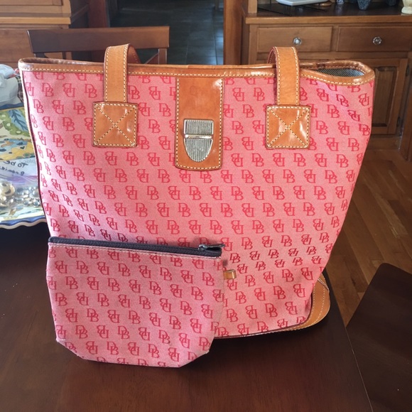 Dooney & Bourke Handbags - Last Chance Sale!! Dooney and Bourke Pink Tote 👜