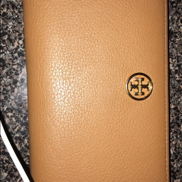 Tory Burch Accessories - Continental Tory Butch Wallet