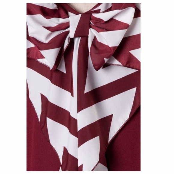 Christmas candy cane bow dress with Chevron Bow burgundy - Picture 3 of 4